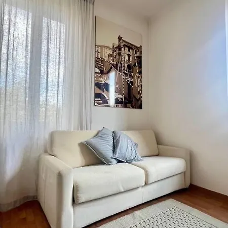 Cosy Penthouse Centro Milão